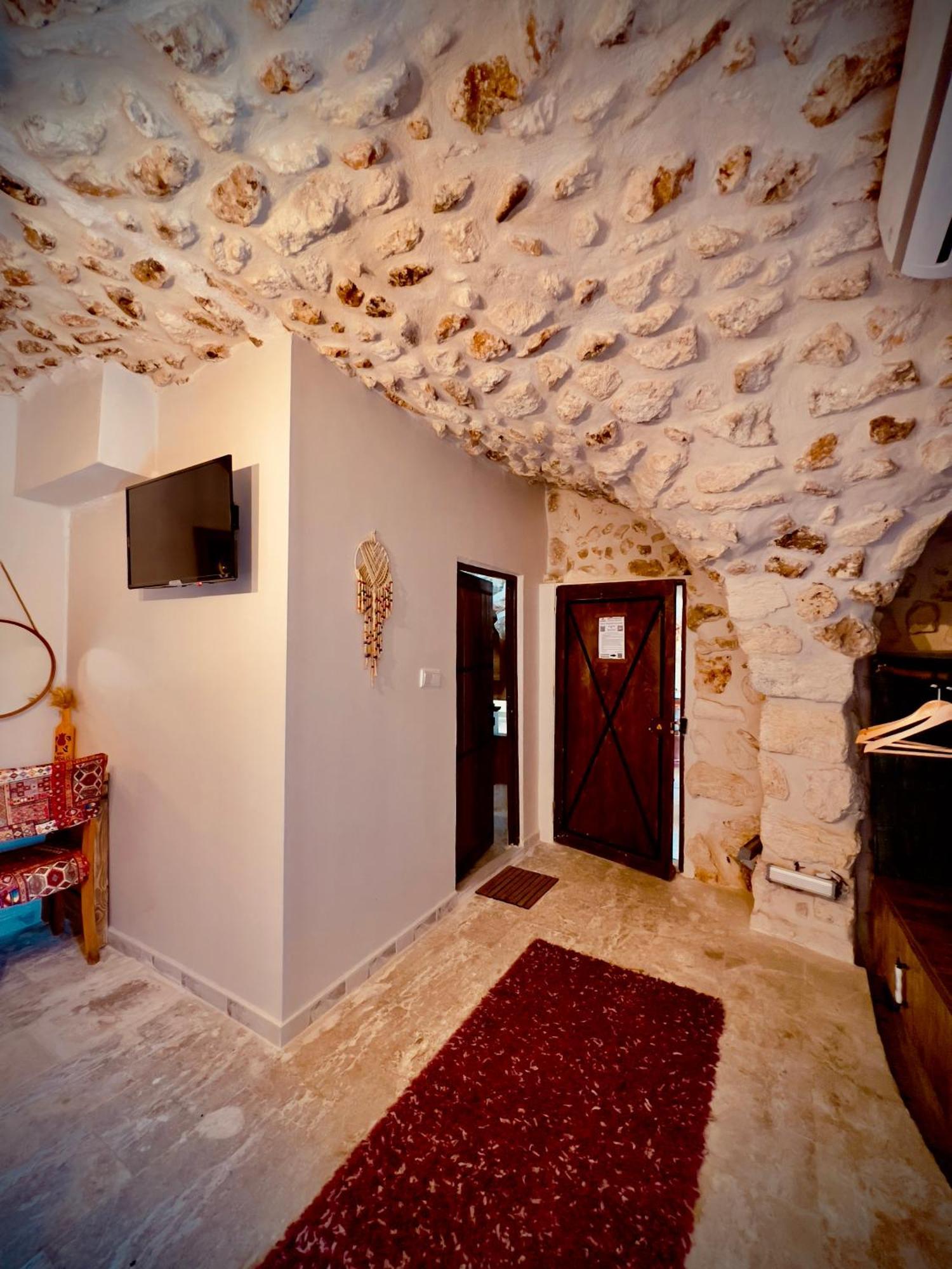 Mons Masius Hotel Teras Midyat 외부 사진