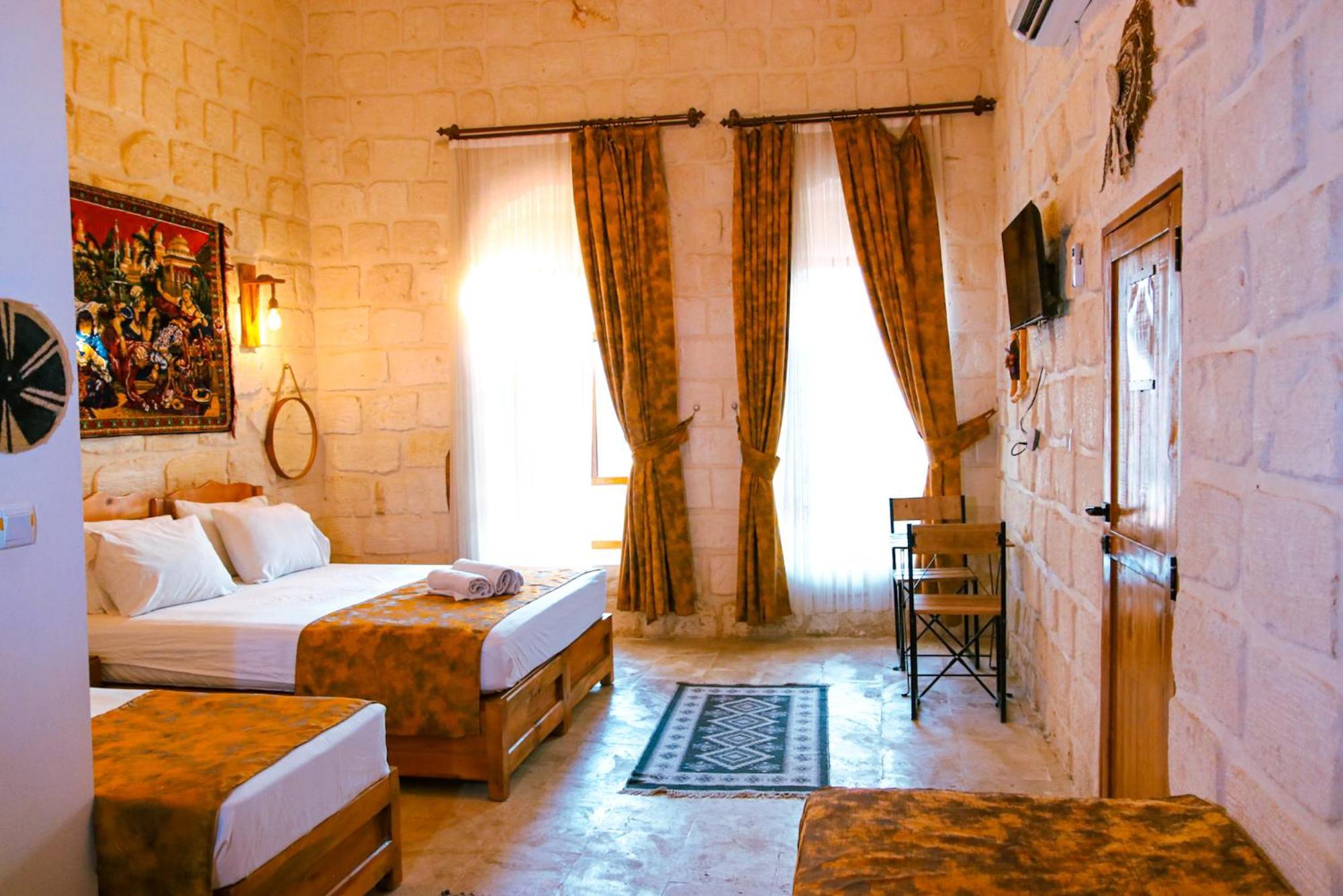 Mons Masius Hotel Teras Midyat 외부 사진