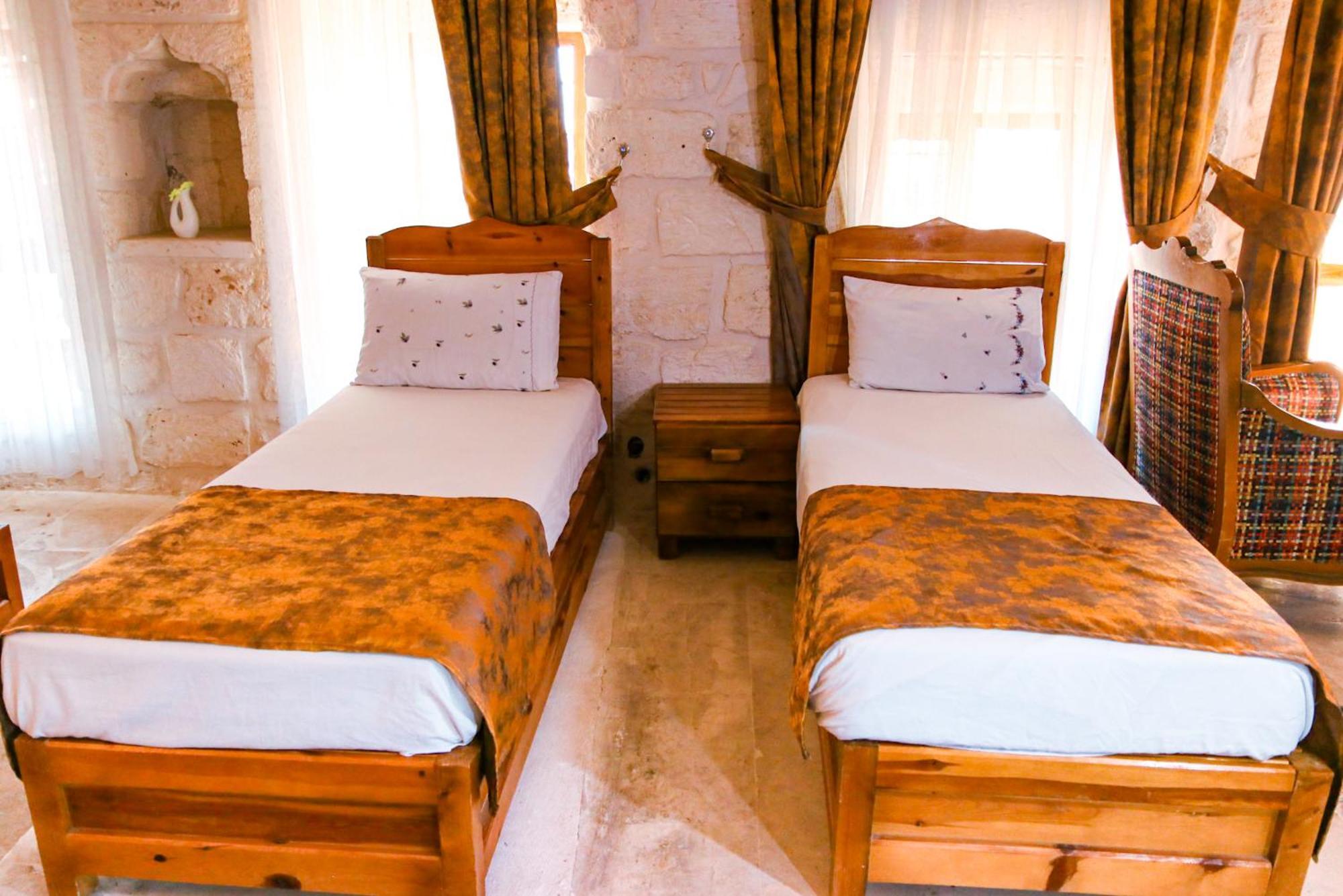 Mons Masius Hotel Teras Midyat 외부 사진