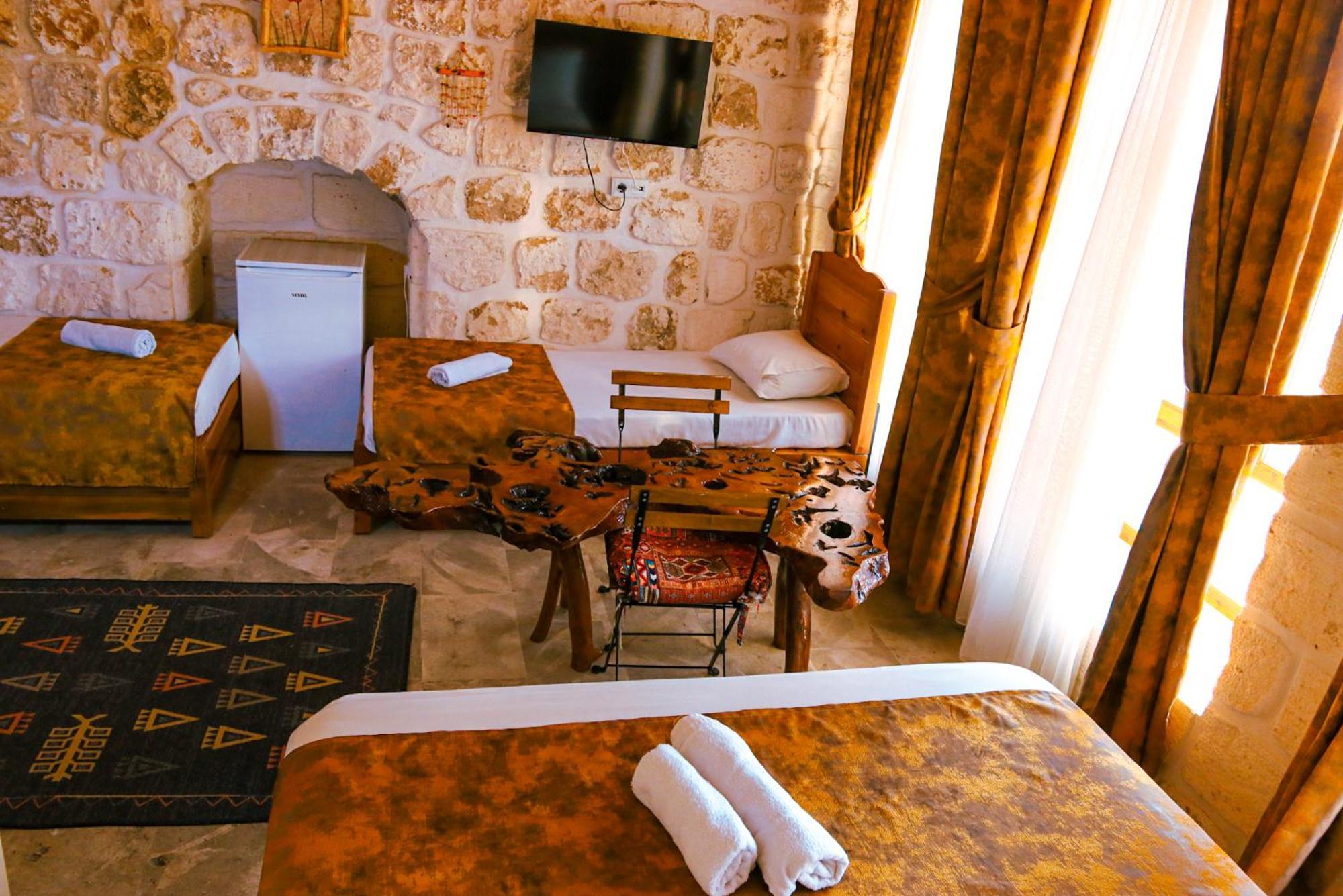 Mons Masius Hotel Teras Midyat 외부 사진