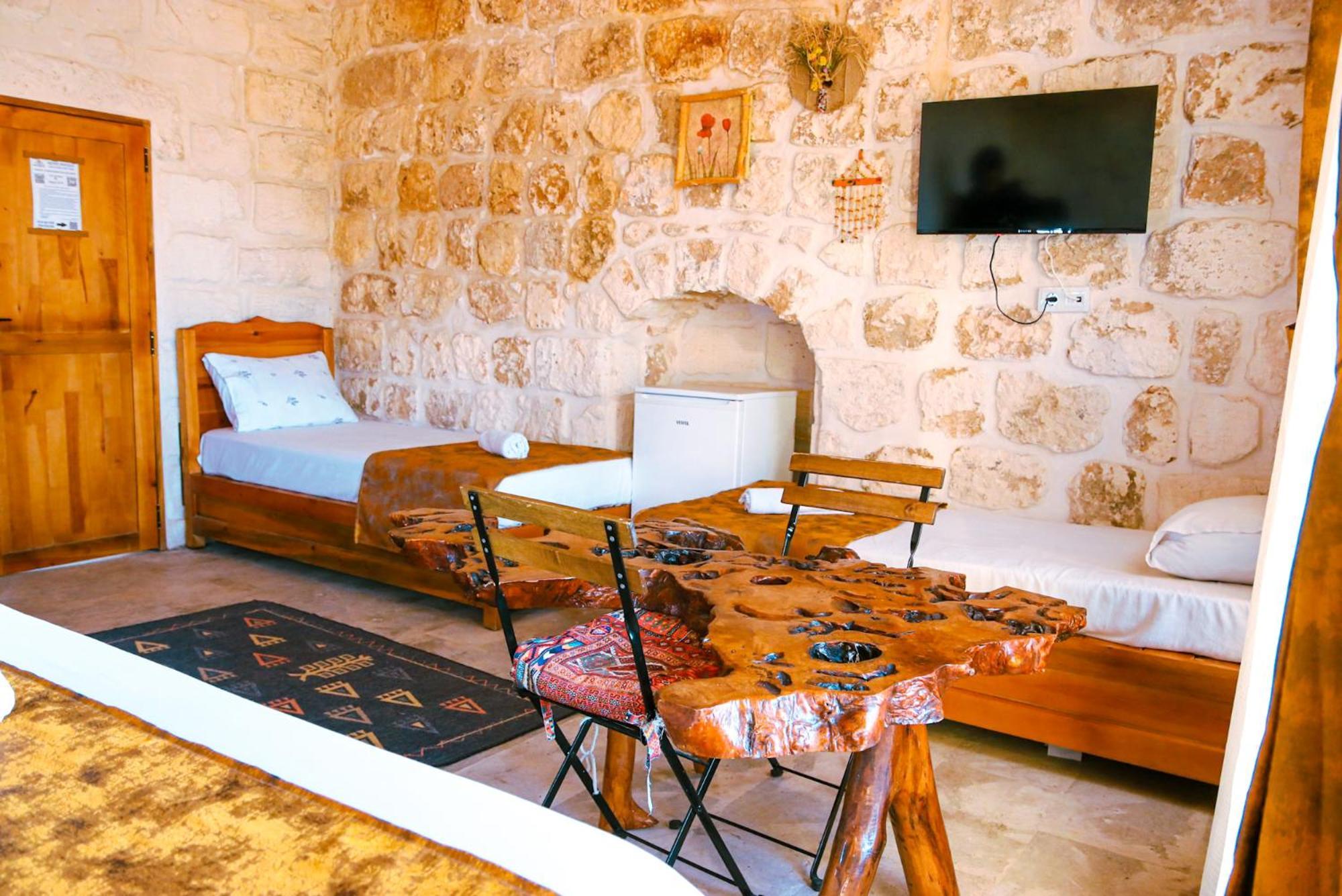 Mons Masius Hotel Teras Midyat 외부 사진