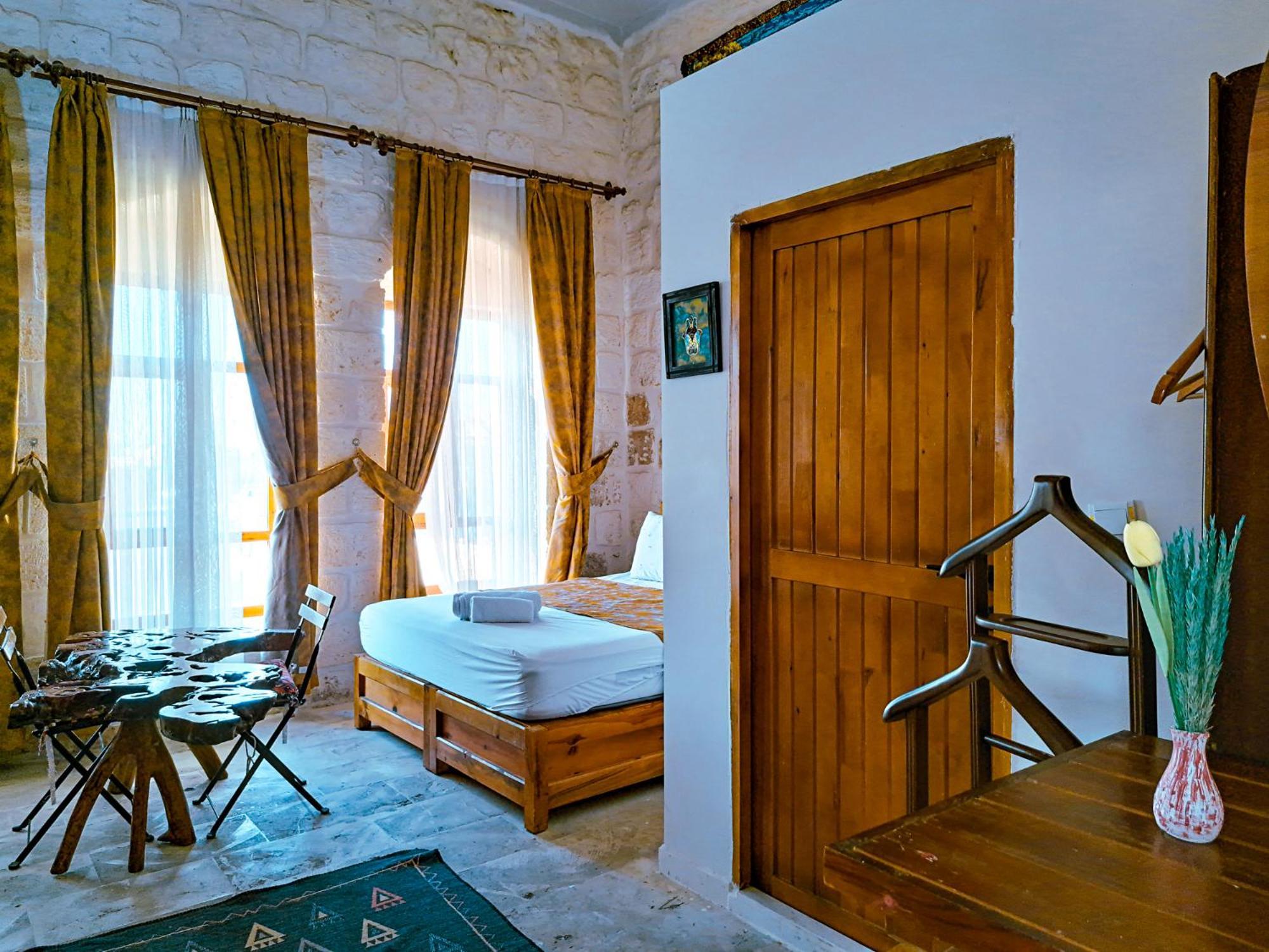 Mons Masius Hotel Teras Midyat 외부 사진